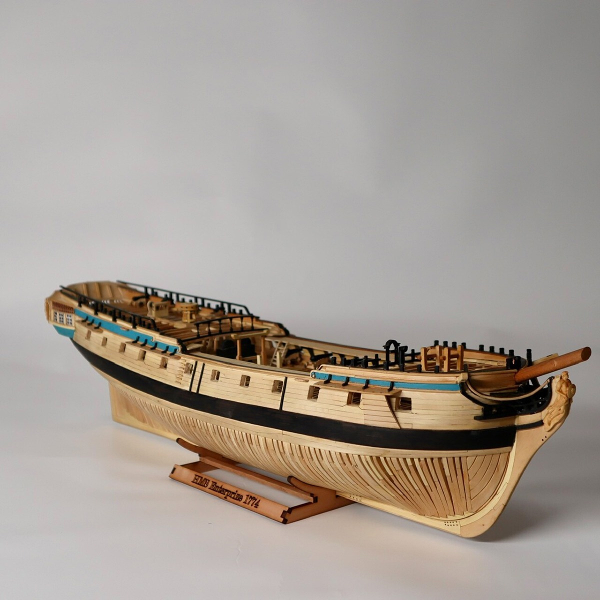 Voilier d'entreprise de Simula - Model Kit Yacht avis et prix